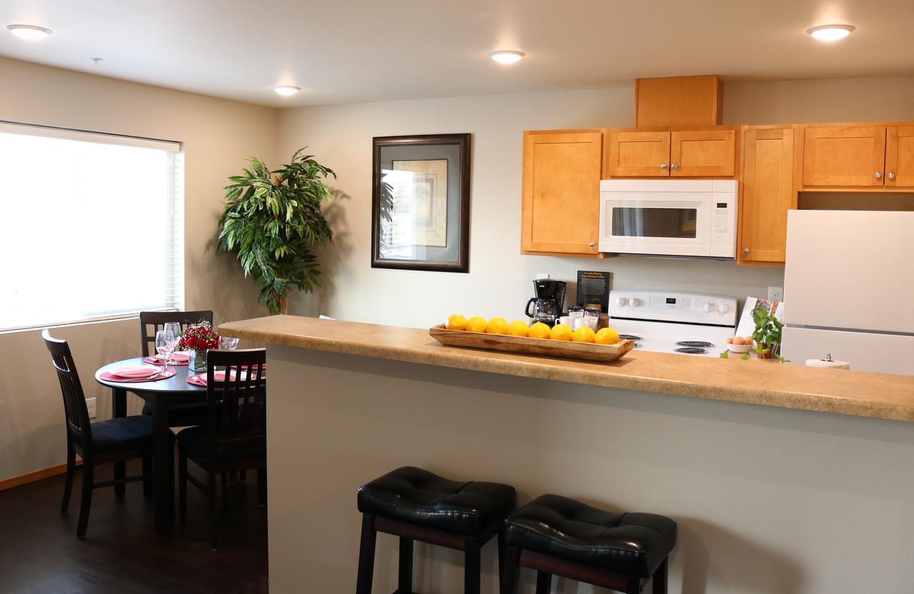 Autumn Leaf Suites Airway Heights Exterior foto